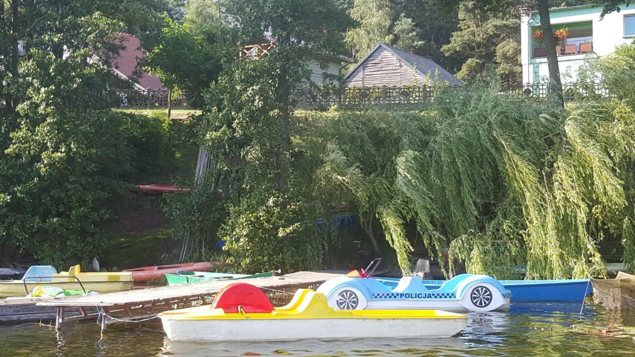 Domek letniskowy nad jeziorem w Stęszewku Steszewko Zewnętrze zdjęcie