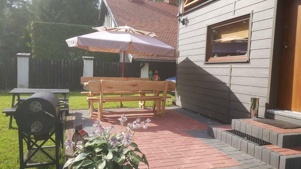 Domek letniskowy nad jeziorem w Stęszewku Steszewko Zewnętrze zdjęcie